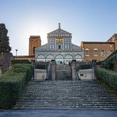 Castiglione Near The Center Apartment